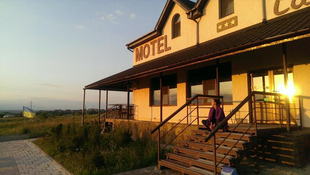Motel Sacvoyage Harkiv Exterior foto